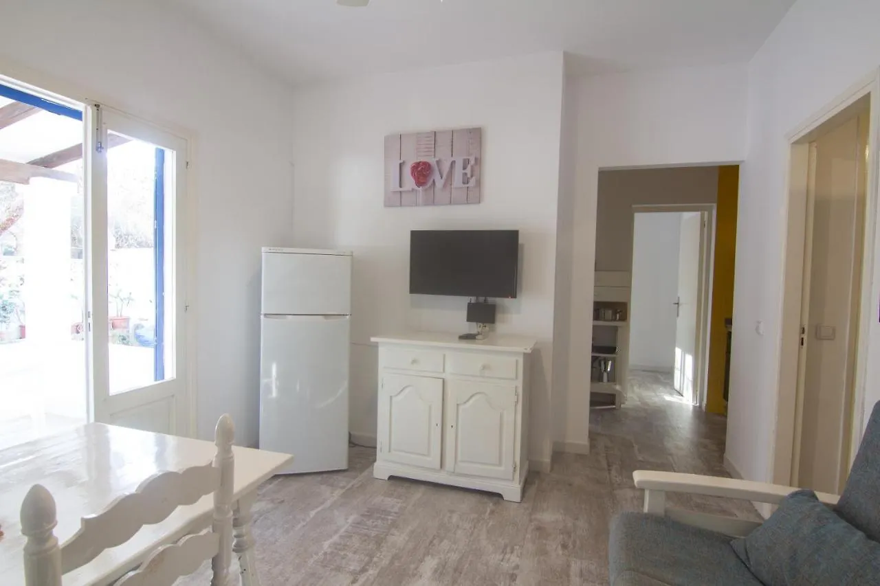 Apartamentos Verdera 埃斯普霍斯 公寓